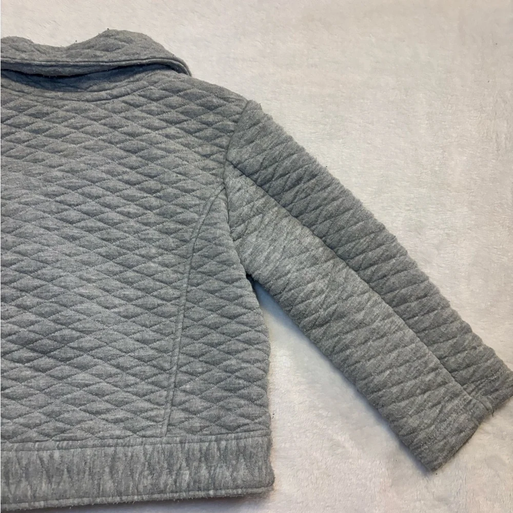 Cat & Jack Gray Quilted Kids Jacket EUC Size 2T
